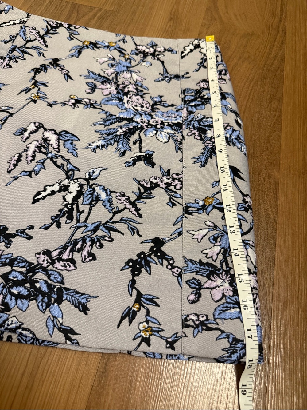 LOFT Beige Mini Skirt with Blue and Black Floral Pattern - Picture 8 of 8